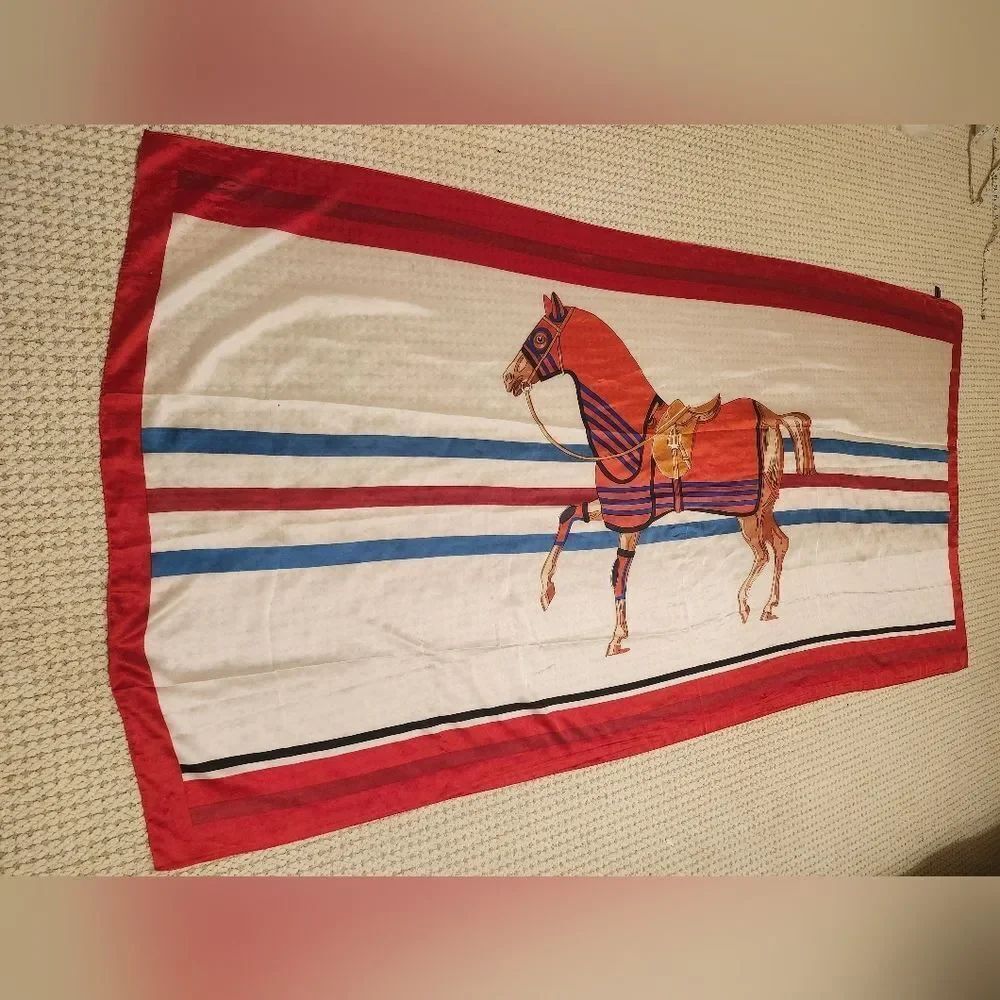 Oversized 100% Silk Equestrian Horse Print Scarf Bold Red Border Ret. 125€/$150